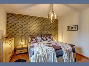 Möbliert: Helle 2,5-Zimmer Wohnung auf Zeit – 81247 München – Vorschaubild 2