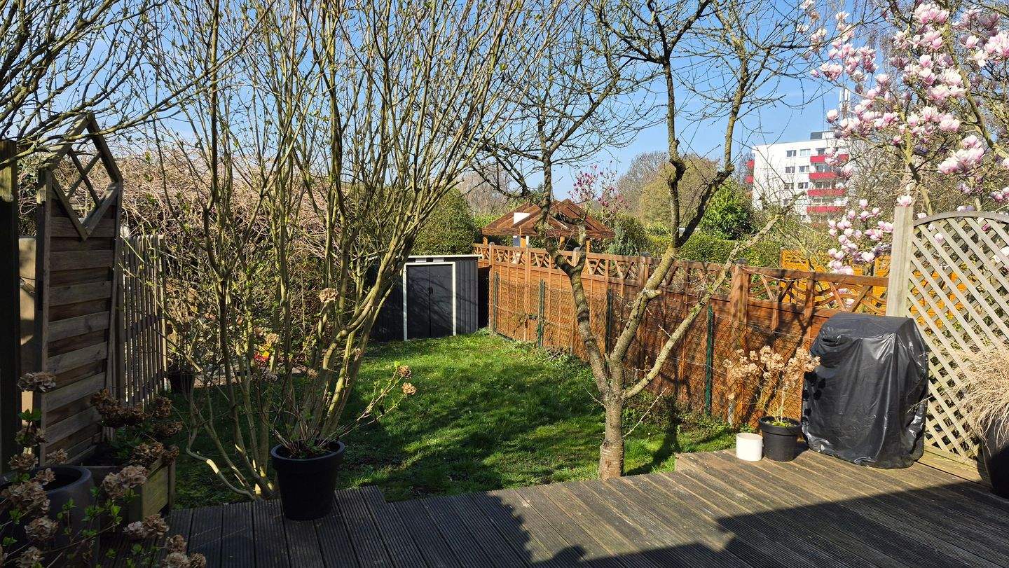 Two in One, 2 Reihenhäuser miteinander verbunden für die große Familie, Wintergärten, Garten und Terrasse ! – Mönchengladbach – Vorschaubild 4