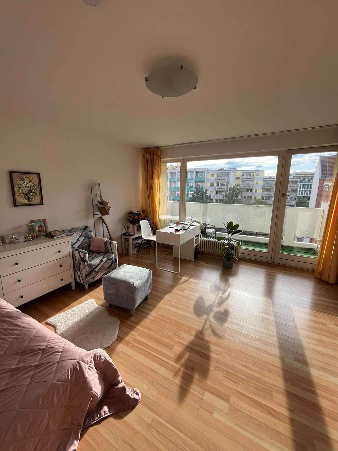 Chance für Anleger oder Selbstnutzer! Apartment mit Balkon für Singles am Potsdamer Platz