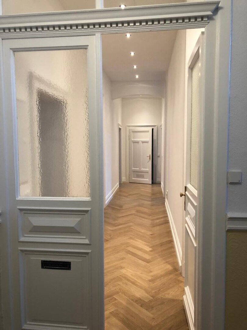 schöne 5 Zimmer Altbauwohnung im Rheingauviertel