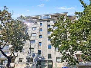 Stilvoll wohnen in Bestlage - exklusive 3-Zimmer-Wohnung mit 2 Balkonen in Berlin Wilmersdorf – 10719 Berlin – Vorschaubild 2