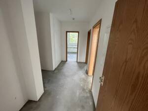Bei VIVAWEST die Sonnenstrahlen auf dem eigenen Balkon genießen. – 46149 Oberhausen – Vorschaubild 8