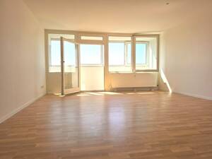 RESERVIERT - 4½ Zimmer – und was für ein Ausblick! Vom Europakanal bis weit in die Fränkische Schweiz – 91056 Erlangen – Vorschaubild 3