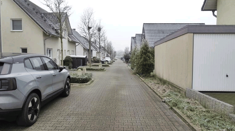 Schöne Doppelhaushälfte mit Garage in guter Lage in 45896 Gelsenkirchen-Hassel – Gelsenkirchen – Vorschaubild 3