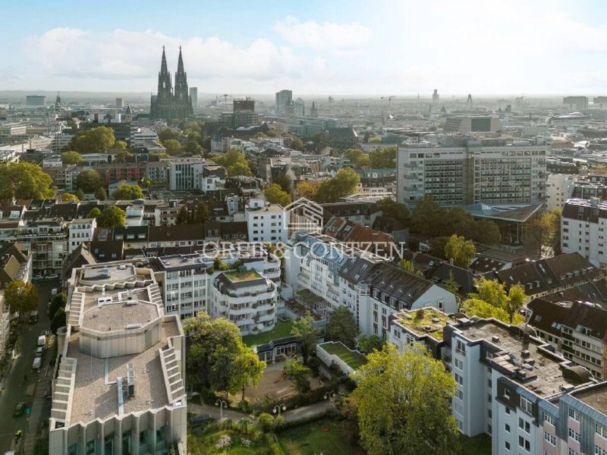 Modernisierte 2,5-Zimmer-Wohnung in zentraler Lage – 50670 Köln – Bild 1 von 7