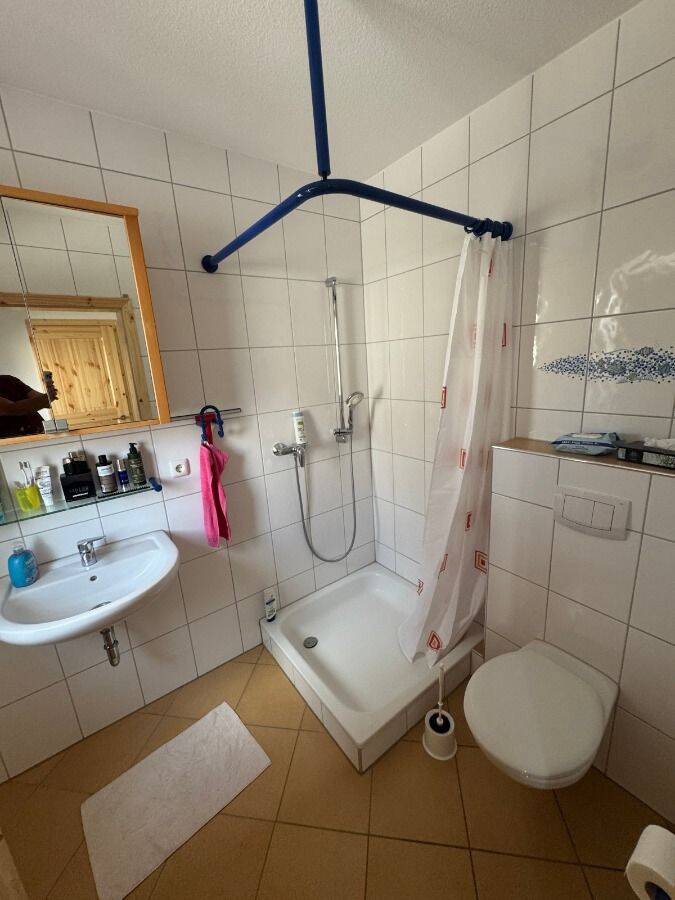 TOP! Schön gelegenes Einfamilienhaus in Lindheim! – Altenstadt – Vorschaubild 7