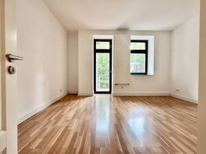 Gründerzeit Altbau - bezugsfreie 3 Zimmer Wohnung - Balkon & Einbauküche mit Energieklasse A – 4315 Leipzig – Vorschaubild 1
