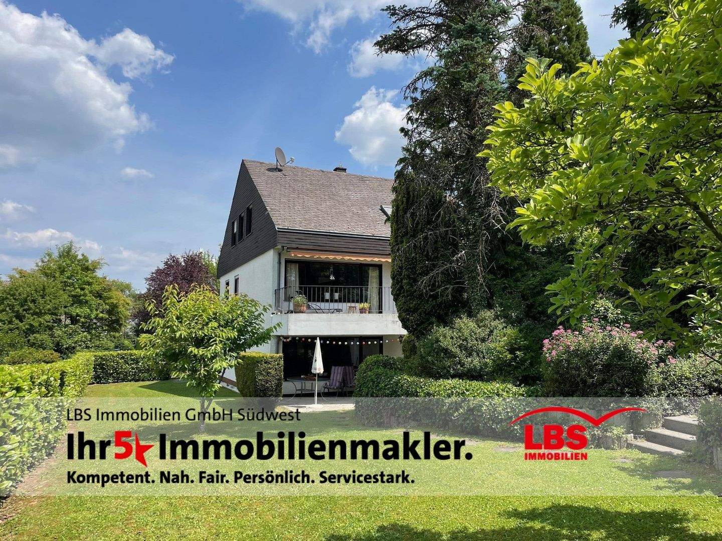 freistehendes Einfamilienhaus mit Einliegerwohnung, Garten und 2 Garagen in Trier-Heiligkreuz – Trier – Bild 1 von 9