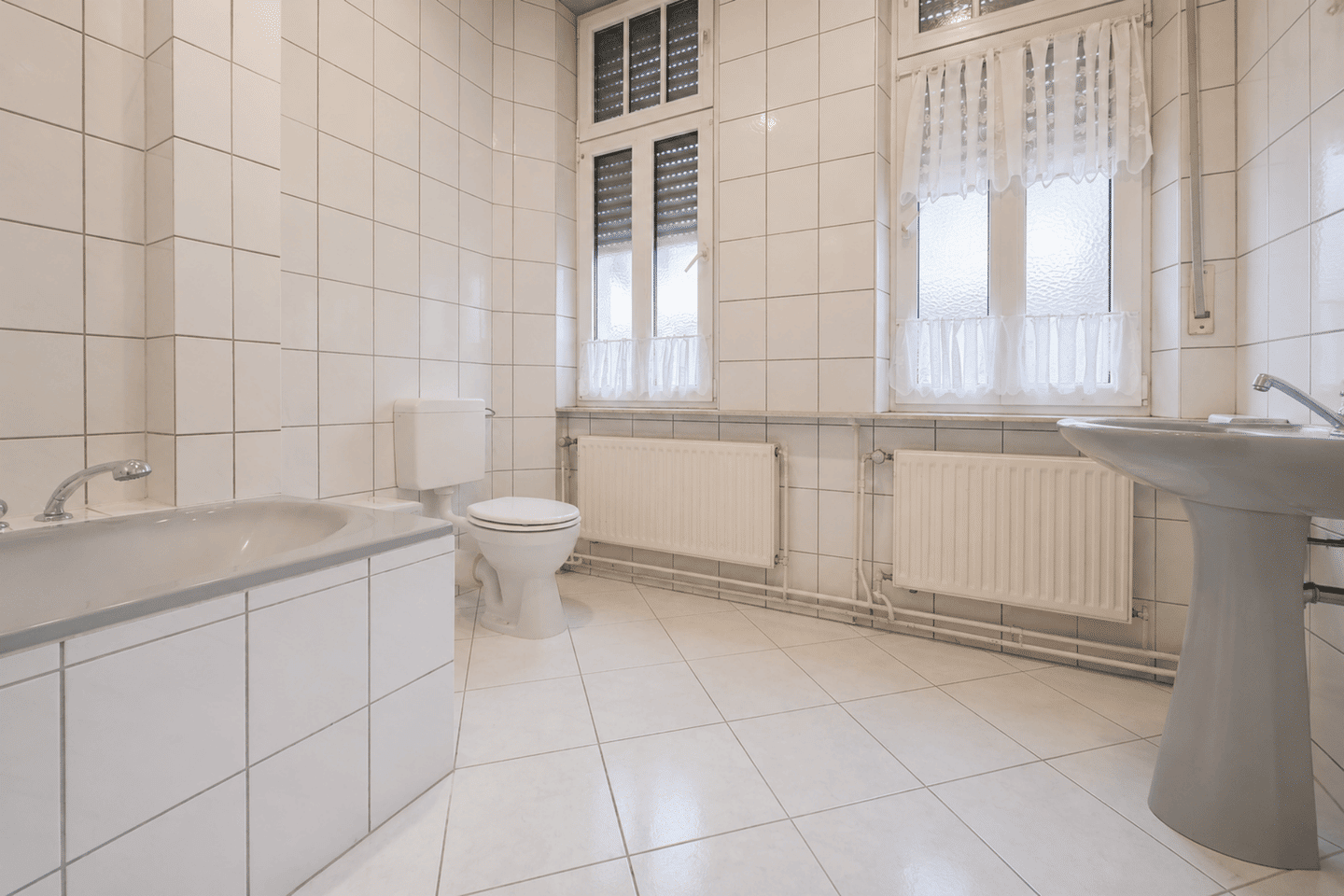 Traumhafte 5-Zimmer-Altbauwohnung mit hohen Decken und besonderem Flair – Fürth – Vorschaubild 7