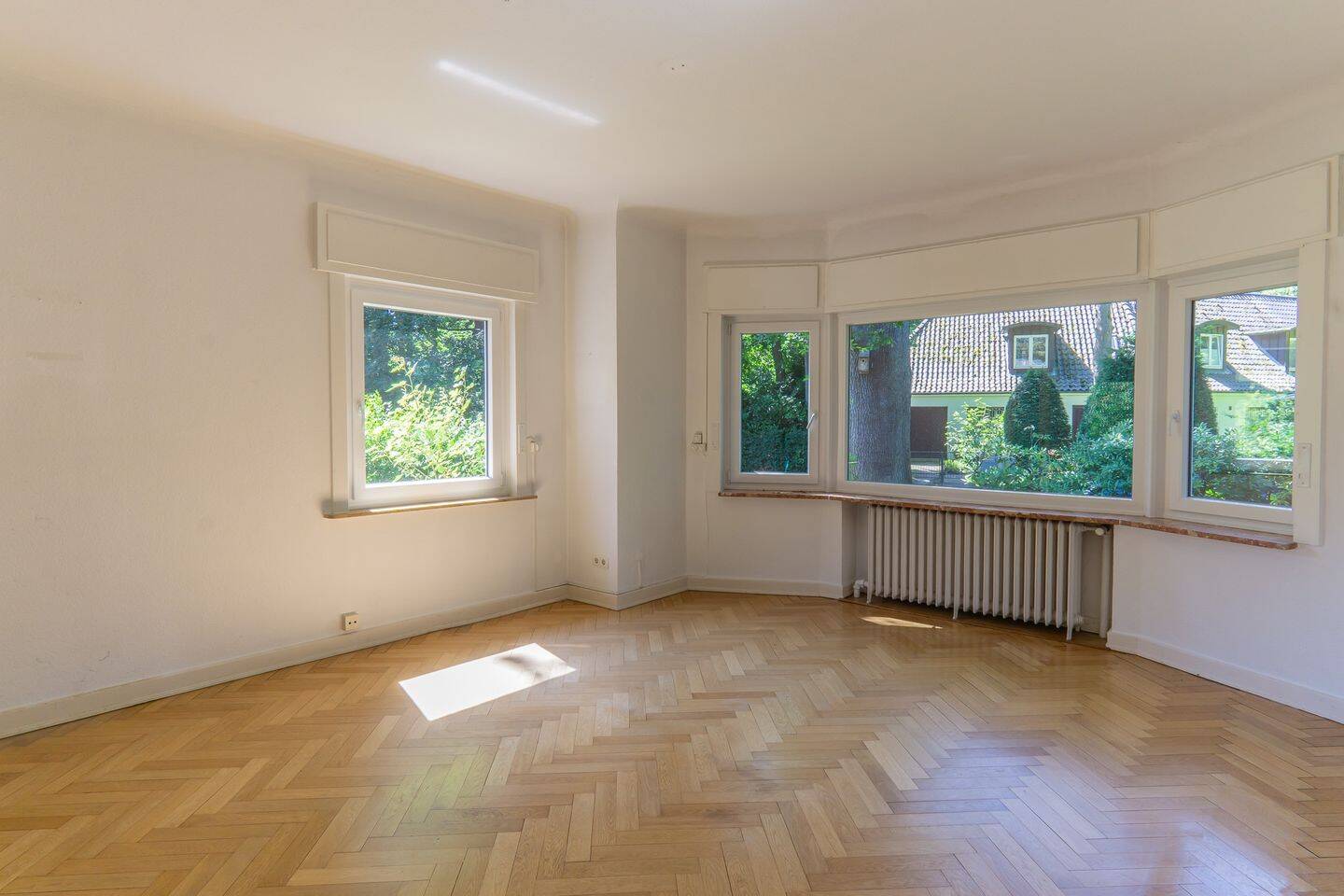 Charmantes Rotklinkerhaus mit ca. 150qm Wohn-/Nutzfläche in bevorzugter Lage von Hamburg-Nienstedten – Hamburg – Vorschaubild 2