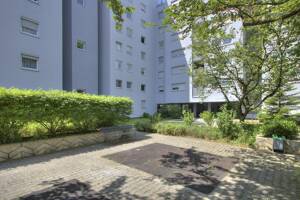 WOHNEN NAHE PFÜHLPARK - MIT AUFZUG, BALKON, TIEFGARAGE UND SAUNA – 74074 Heilbronn – Vorschaubild 2