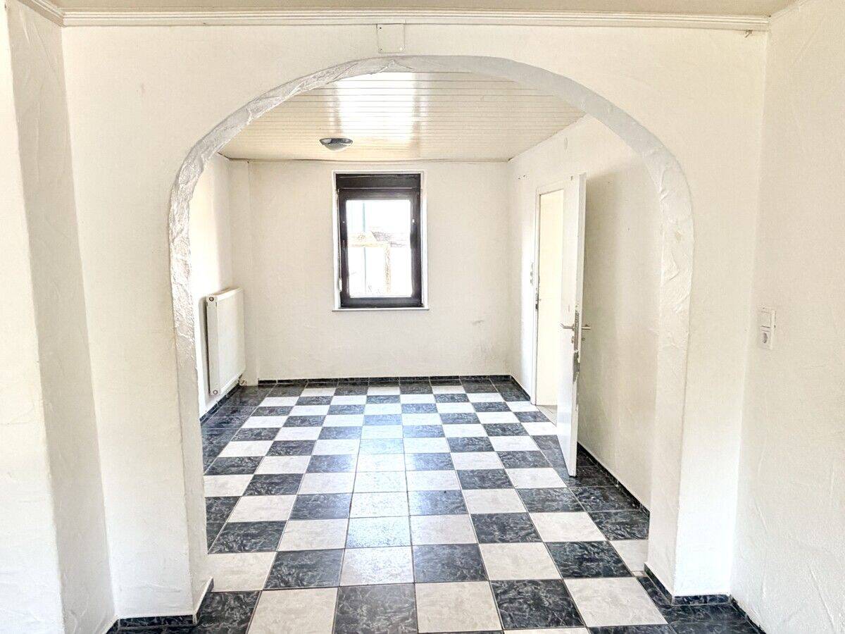 Einfamilienhaus mit Ausbaupotenzial- ideal für Handwerker und Eigennutzer – Losheim am See – Vorschaubild 7