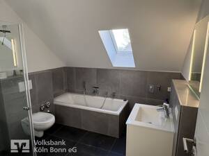 Moderne Maisonettewohnung inkl. neuwertiger Küche und Fußbodenheizung mit Kühlfunktion – 53179 Bonn – Vorschaubild 5