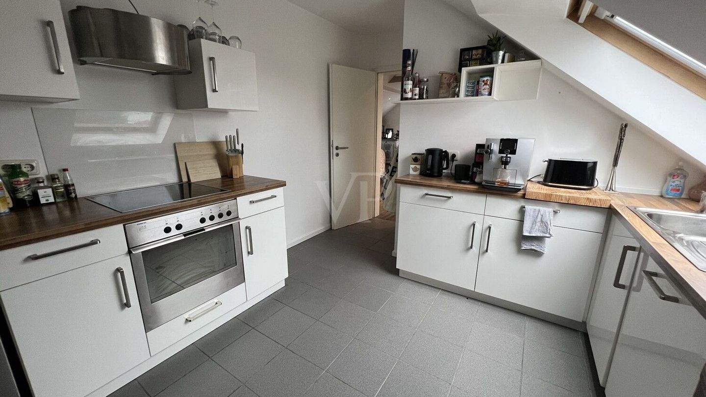 Attraktive Kapitalanlage: Vermietete 2-Zimmer-Dachgeschosswohnung in zentraler Lage von Haan – Haan – Vorschaubild 3