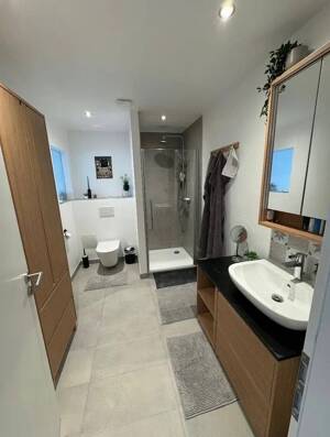 Außergewöhnliche 3 Zimmer-Wohnung mit Terrasse, EBK und durchdachtem Splitlevel-Konzept – 97082 Würzburg – Vorschaubild 9