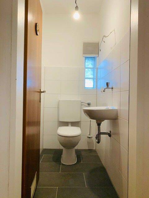 Schicke 2-Zimmer-Wohnung mit Balkon sucht neuen Mieter! – Nürnberg – Vorschaubild 9