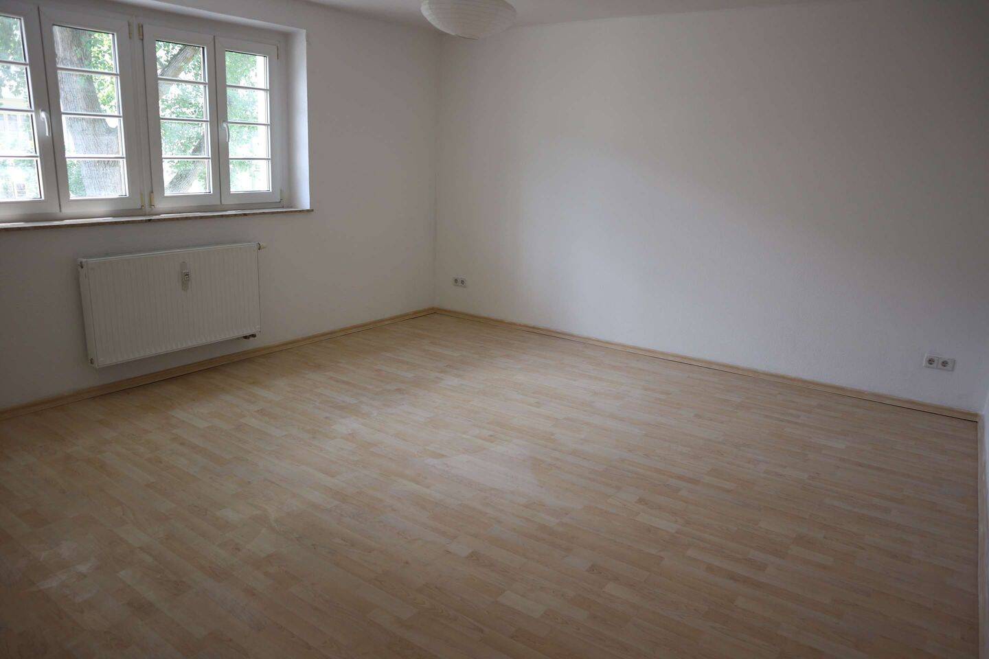 Mieter ab 1.8. gesucht ! 1. OG - INKL EBK !- geräumige Küche - Balkon ! – Chemnitz – Vorschaubild 7