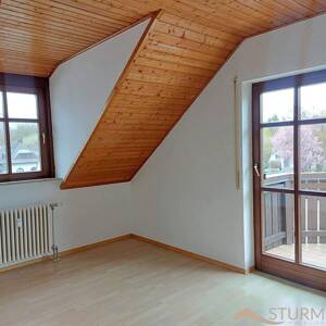 Schöne Dachgeschosswohnung mit Balkon, Kellerabteil und Stellplatz in begehrter Lage - Lengfeld – 97076 Würzburg – Vorschaubild 7