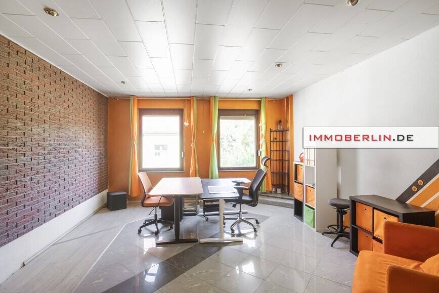 IMMOBERLIN.DE - Charaktervolles Ein-/Zweifamilienhaus mit Südwestterrasse, Innenhof & Garage – Treuenbrietzen – Bild 1 von 9