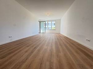 Ihr neues Zuhause mit moderner Wohnküche, lichtdurchfluteten Räumen und großzügiger Loggia – 89231 Neu-Ulm – Vorschaubild 2