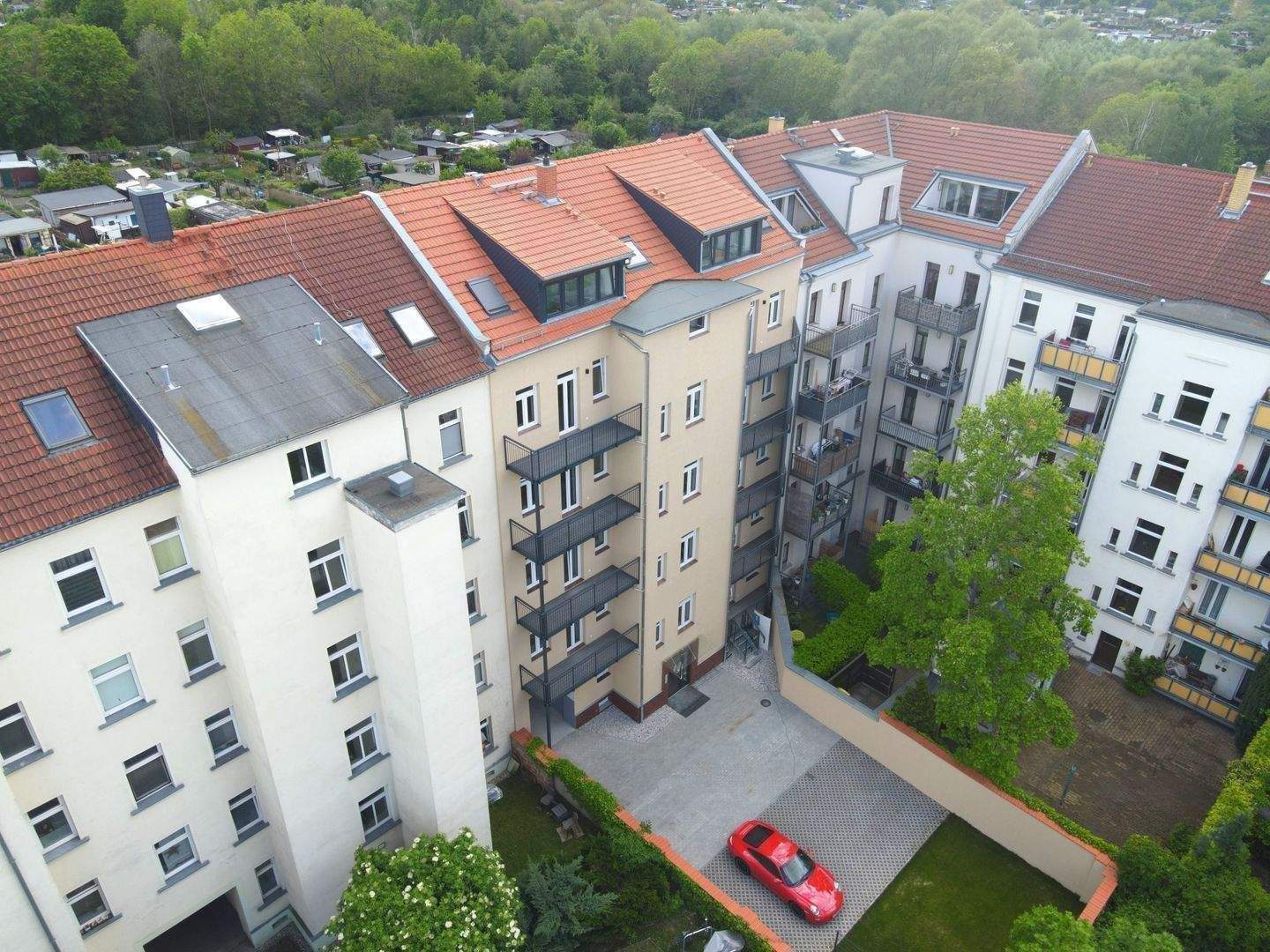 Neuwertig & modern! 2024 kernsaniertes MFH in Leipzig – Leipzig – Vorschaubild 5