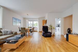 Vermietete Penthouse-Wohnung mit großzügiger Terrasse und naturnahem Wohnambiente in begehrter Lage von Harburg – 21077 Hamburg – Vorschaubild 3