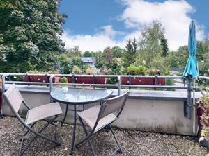 SONNIGE TERRASSE - MIT FAHRSTUHL & TIEFGARAGEN-STELLPLATZ - ZUR ZEIT VERMIETET – 12107 Berlin – Vorschaubild 2