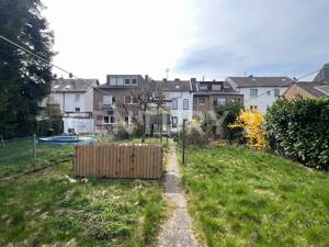 C21-Reihenmittelhaus mit großem Garten und viel Potenzial in Aachen-Eilendorf! – 52080 Aachen – Vorschaubild 3