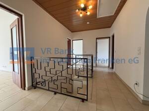 Modernisierter Bungalow in Erlangen-Tennenlohe mit Garage, Pergola & sonnigem Garten – 91058 Erlangen – Vorschaubild 4