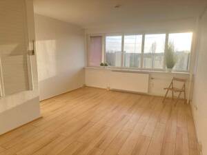 Architektur Ikone, modernes Wohnen frei Maisonette-Whg. mit Aufzuf u. tollem Balkon u. Weitblick in Berlin-Westend – 14055 Berlin – Vorschaubild 6