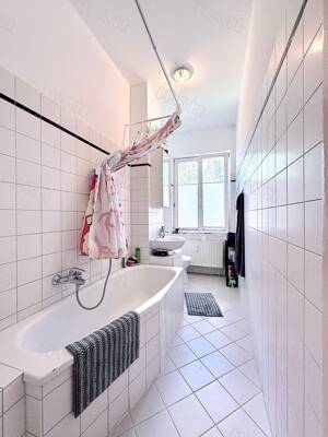 BEZUGSFREI - HERRLICHE 2-Zi-WOHNUNG FRIEDRICHSHAIN - Mitten im Leben! – 10243 Berlin – Vorschaubild 4