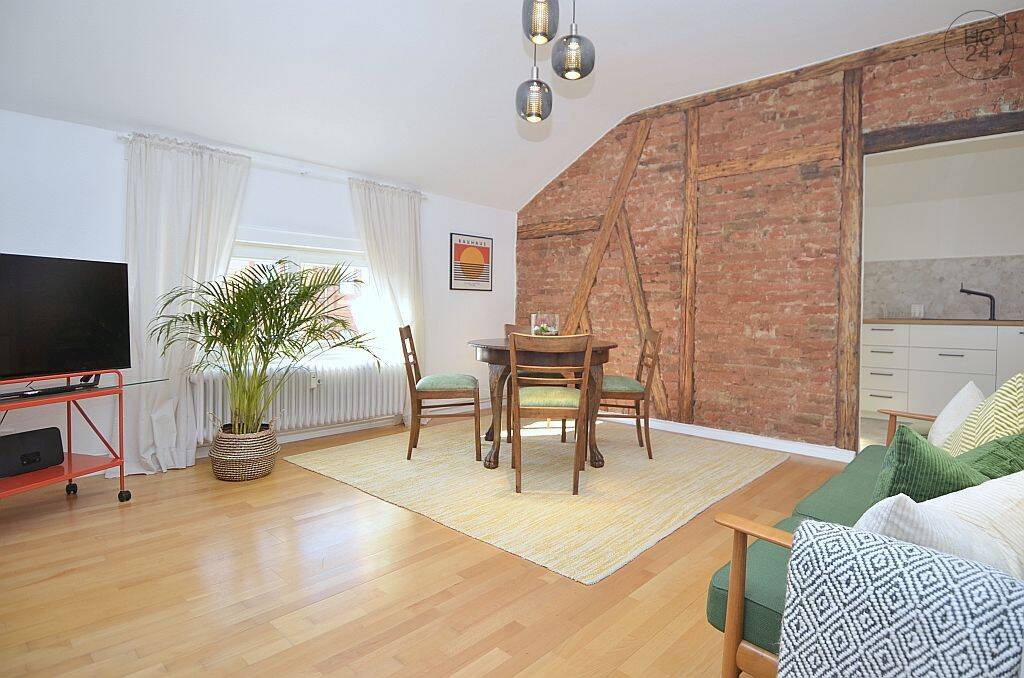 Stilvolle möblierte 2-Zimmer Wohnung mit Internet in Altbauvilla in Wiesbaden Nerotal