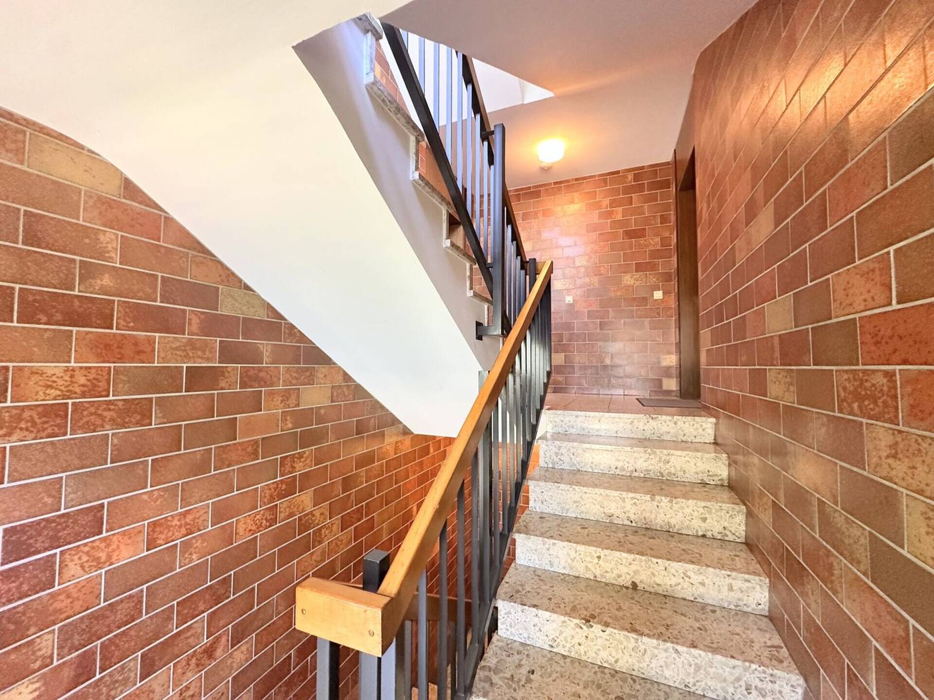 Etagenwohnung in 40470 Düsseldorf / Mörsenbroich mit 103 m² kaufen