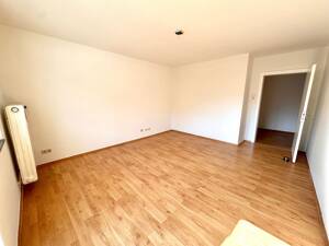 KL-City - Großzügige 3-Zimmerwohnung mit Balkon in zentraler Lage – 67655 Kaiserslautern – Vorschaubild 2