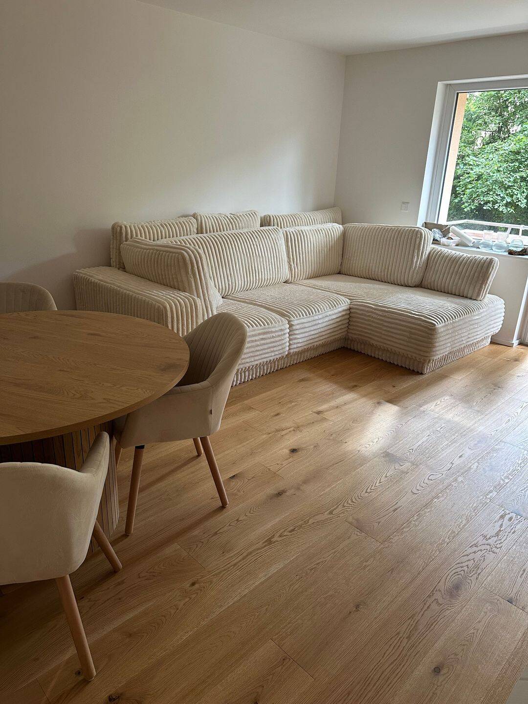Top sanierte Wohnung mit Blick ins Grüne