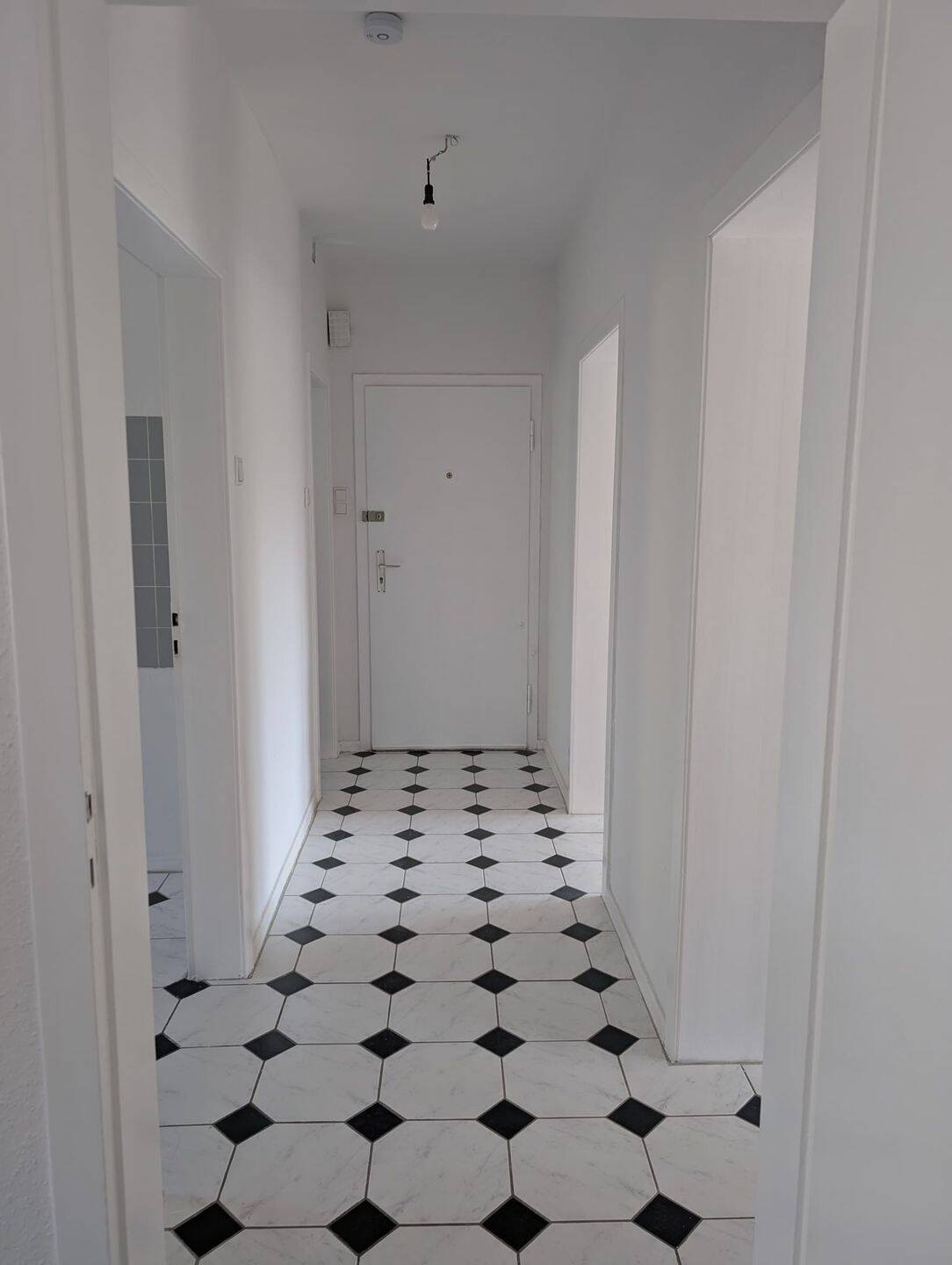 Renovierte 3 Zimmer Wohnung für die kleine Familie oder Pärchen – Gelsenkirchen – Vorschaubild 8