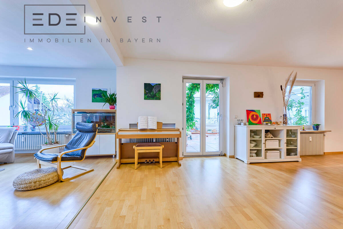 Wunderschöne und große Maisonette Wohnung in bester Lage von Fürstenfeldbruck – Fürstenfeldbruck – Bild 1 von 6