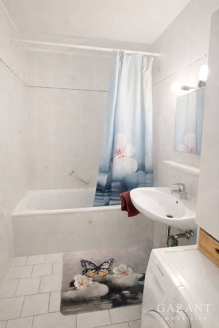 Wohnen mit Licht und Raum: 3 Zimmer-Wohnung mit zwei Loggien in Neuhausen – München – Vorschaubild 7