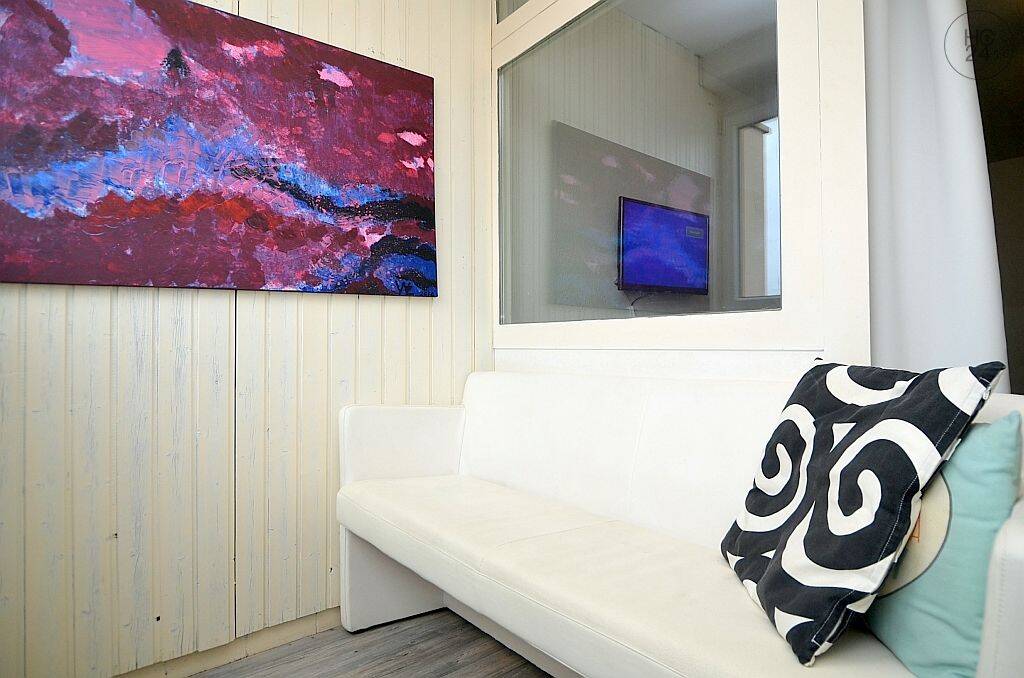 Modern möbliertes 1-Zimmer-Apartment mit Wintergarten und WLAN Nürnberg Innenstadt – Nürnberg – Vorschaubild 4
