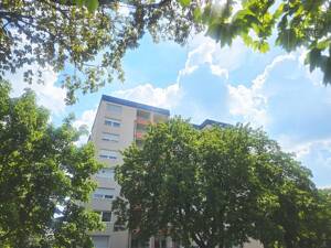 Wohnung mit Panoramablick und Potential! – 80689 München – Vorschaubild 6