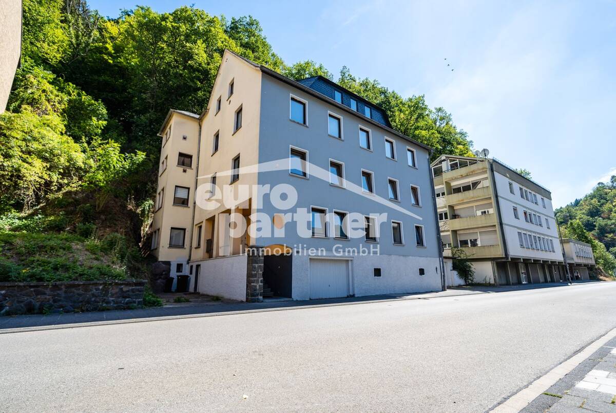 Zentral gelegene Wohnung im Stadtteil Idar! – 55743 Idar-Oberstein – Bild 1 von 9