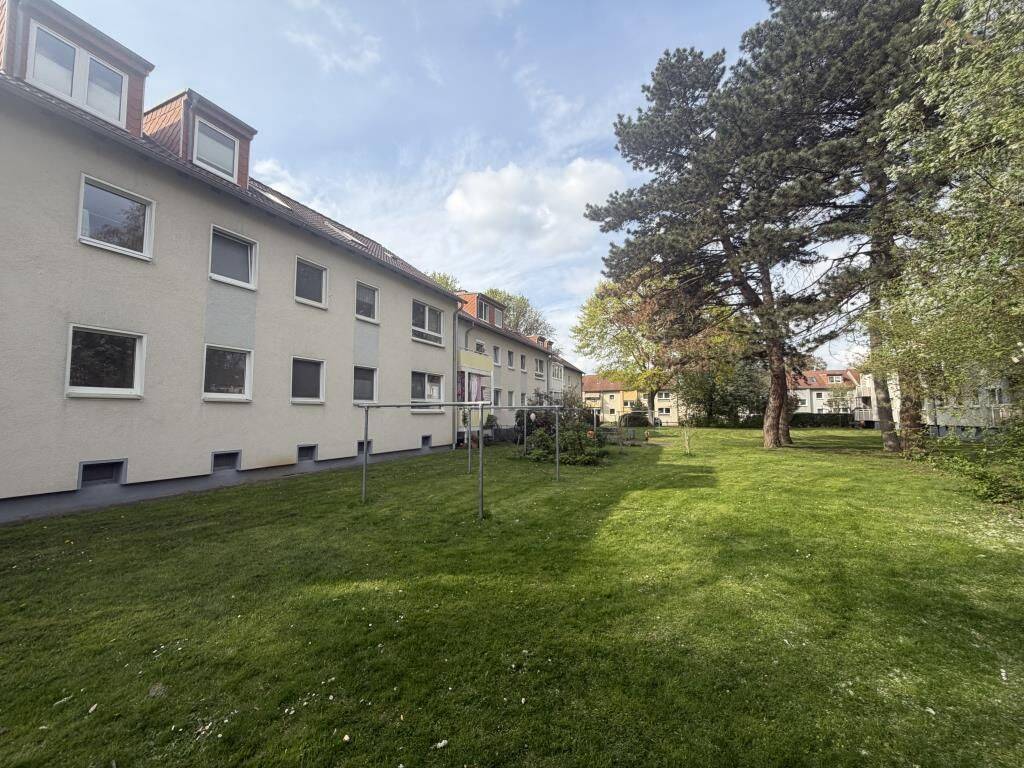 Vermietete 3-Zimmerwohnung mit Balkon als Kapitalanlage in Dortmund Brackel – Dortmund – Vorschaubild 2