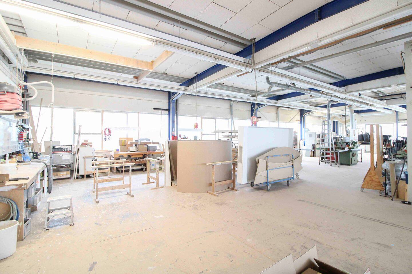 Wohn- und Geschäftshaus mit Produktionsfläche und großer Wohnung in Stuttgart-Hallschlag – Stuttgart – Vorschaubild 5