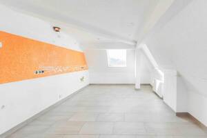 Stilvolle 3,5-Zimmer-DG-Wohnung mit Sauna, Kamin und Stellplatz in zentraler Stuttgarter Lage – 70180 Stuttgart – Vorschaubild 6