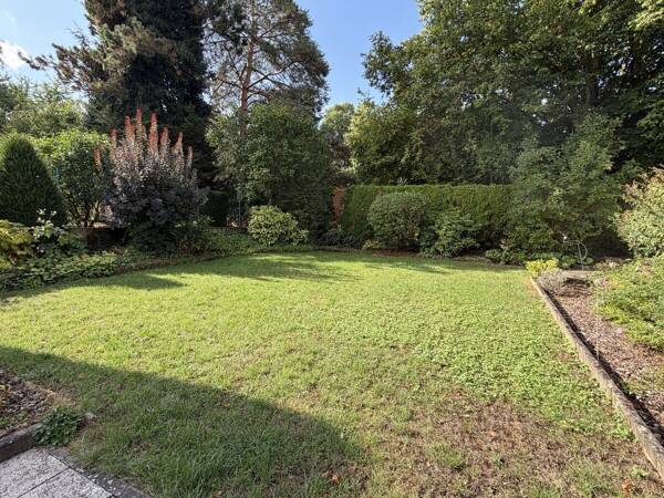 Einfamilienhaus in 61130 Nidderau mit 236 m² kaufen