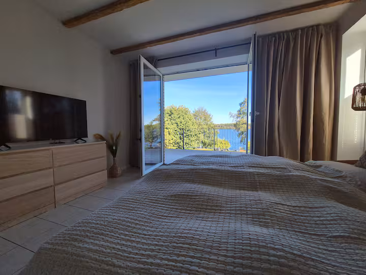 2 Zimmer Wohnung mit Einbauküche und Balkon in Hannover – Hannover – Vorschaubild 3