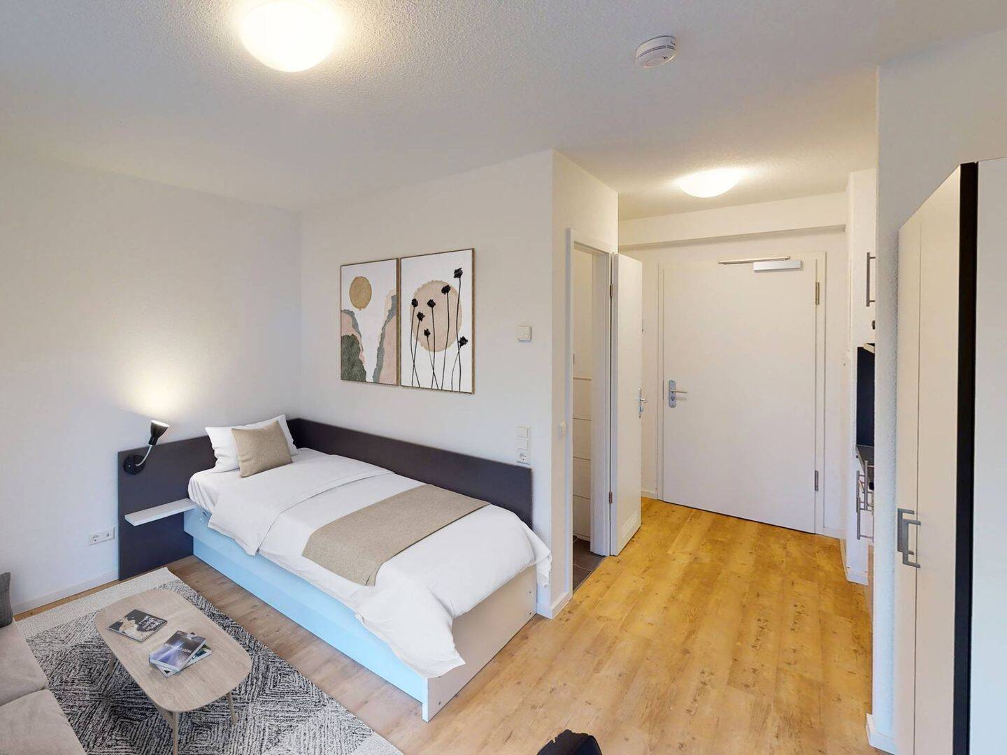** Modernes, vollmöbliertes 1-Zimmer-Apartment mit EINBAUKÜCHE, französischen BALKON und gemeinschaftlicher DACHTERRASSE ** – Leipzig – Vorschaubild 2