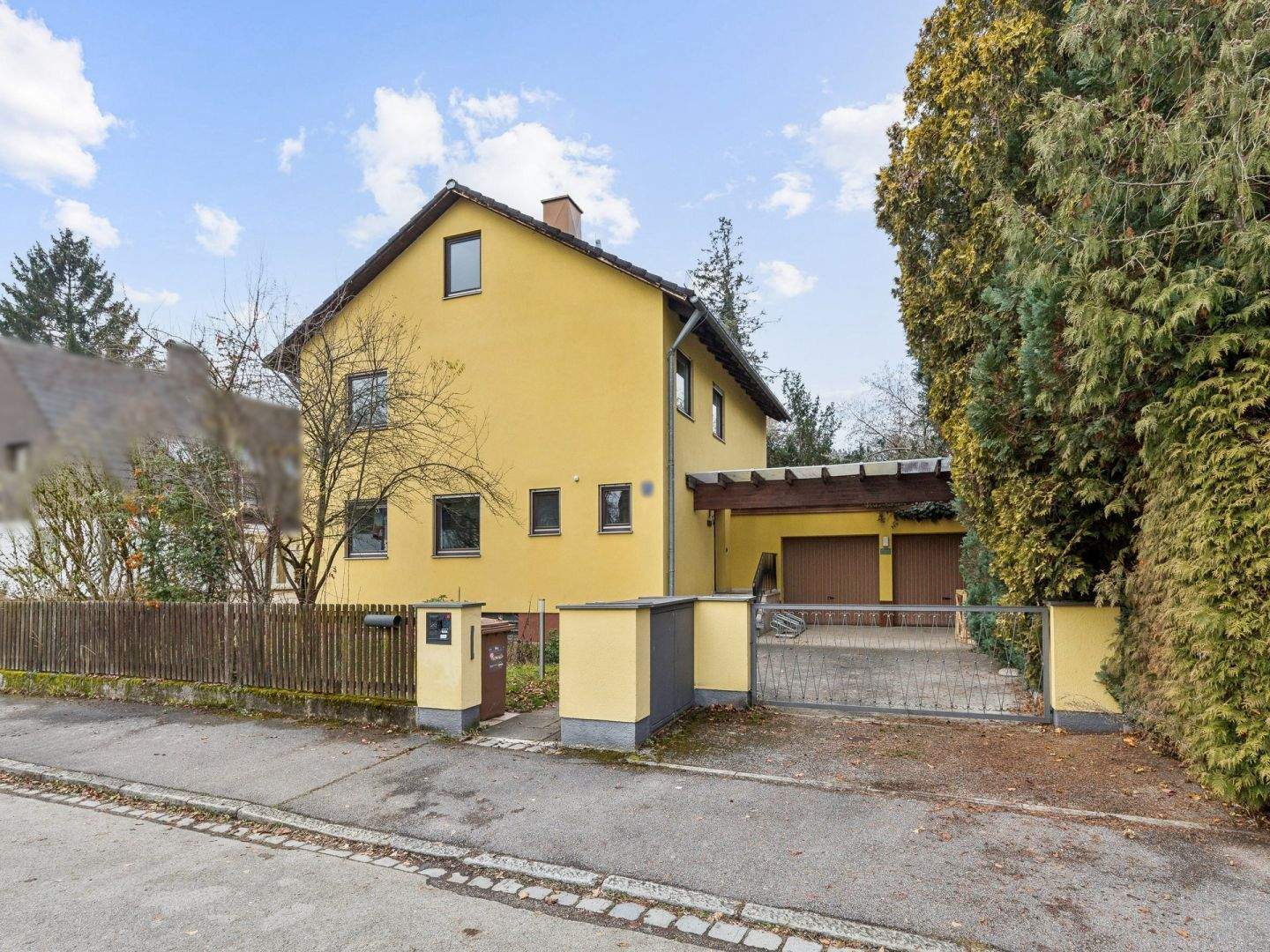 Familienfreundliches Einfamilienhaus in München-Ramersdorf – München – Bild 1 von 9