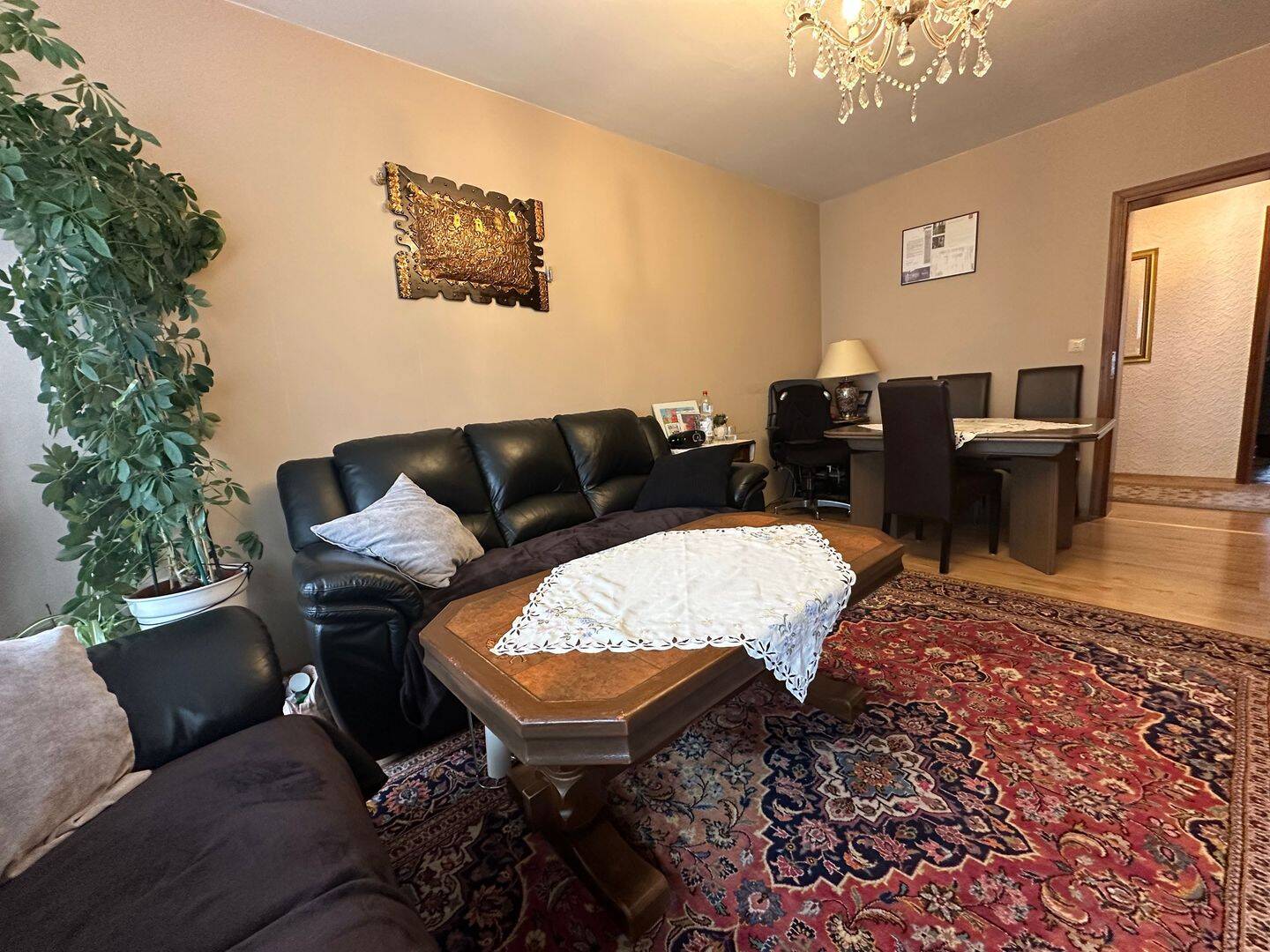 LIPPERT IMMOBILIEN PRÄSENTIERT: IMMOBILIE DES MONATS... 3-ZIMMER - 68 QM - BADEZIMMER MIT BADEWANNE UND FENSTER - SÜD-BALKON - SOFORT FREI! – Nürnberg – Vorschaubild 2