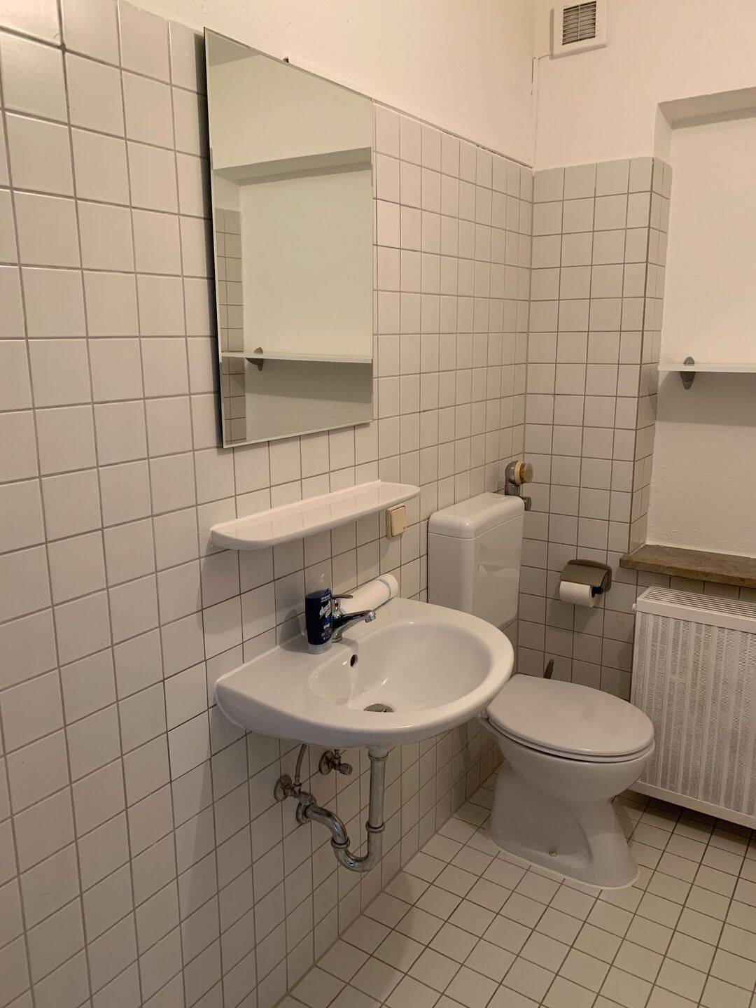 Ingolstadt-Nord, kleine 2-Zi.-Wohnung, mit Einbauküche, ohne Balkon – Ingolstadt – Vorschaubild 3